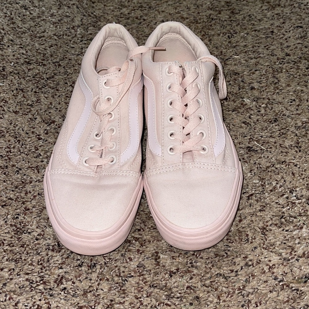Vans - Picture 2 of 4